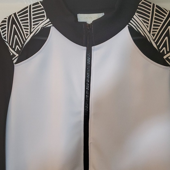 Jacket - Picture 2 of 3